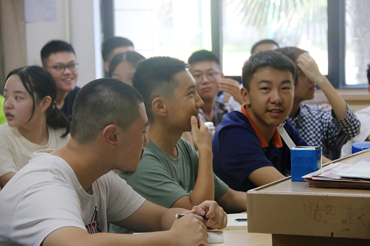 图3：学生悦相识.JPG