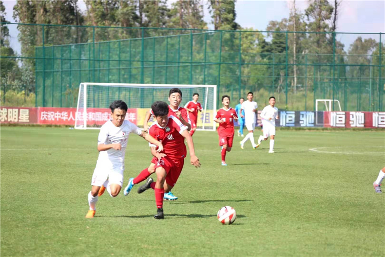 1571616417855564.jpg 带球过人.jpg