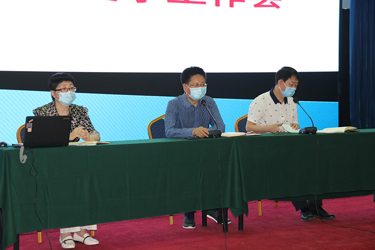 1588647104421969.jpg LOGIN_焦点娱乐·(官方)代理招商直营平台
党委委员、副校长宋振国主持会议.JPG