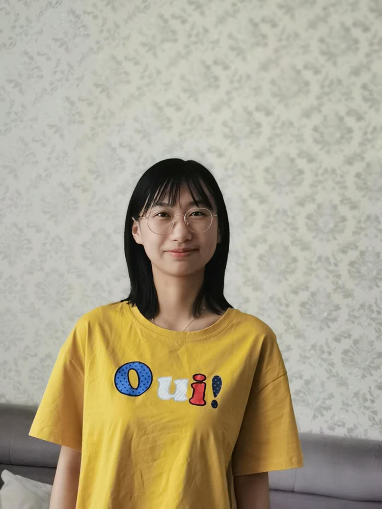 2015届闫若璠750.jpg