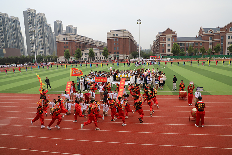 1695883783432311.jpg 图片9:高一中科1班杨家将传奇.JPG