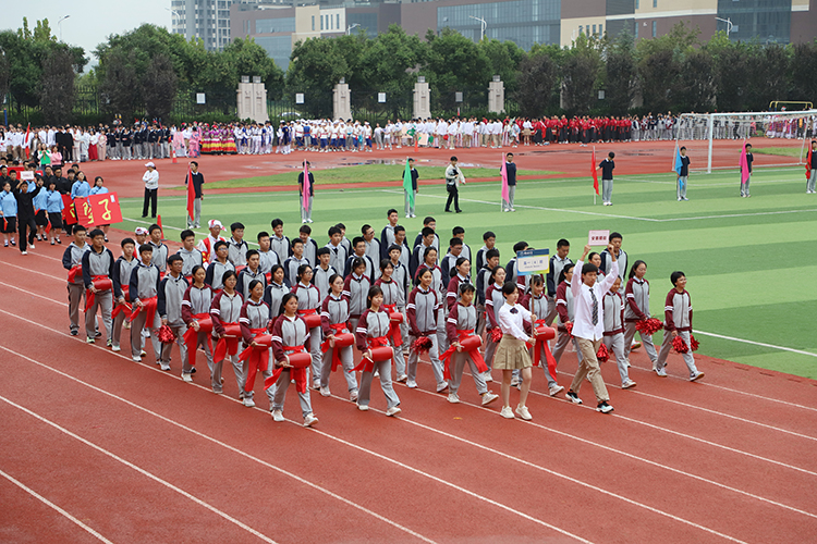 1695883819672072.jpg 图片13:高一4班安塞腰鼓.JPG