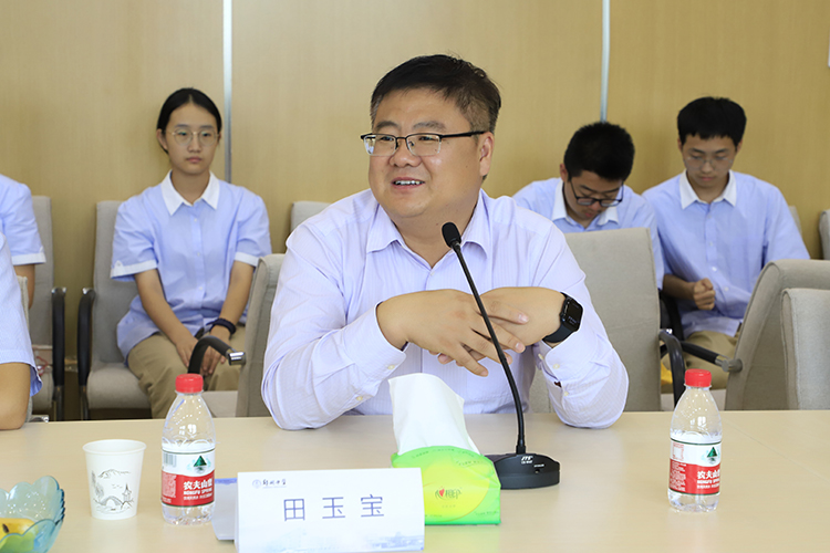 图片10：田玉宝副校长发言.JPG