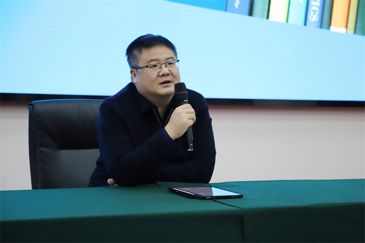 图片3：LOGIN_焦点娱乐·(官方)代理招商直营平台
党委委员、副校长田玉宝作总结发言.JPG