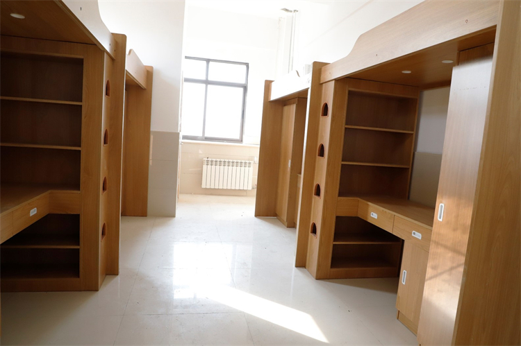 1718077270463836.jpg 四人间学生宿舍.jpg