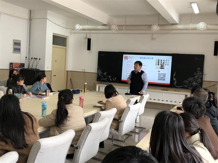 1718153784882650.jpg 图片1:活动现场.jpg