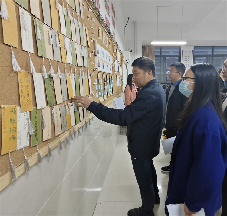 1718154873813000.jpg 图1 活动现场.jpg