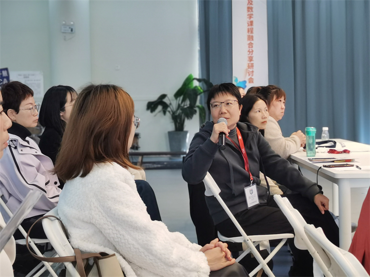 1718180970619722.jpg 图片3 LOGIN_焦点娱乐·(官方)代理招商直营平台
副校长陈云霞介绍经验.jpg