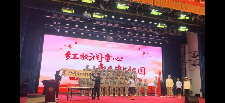 1727836093252137.jpg 图3 启航班《团结就是力量》.jpg