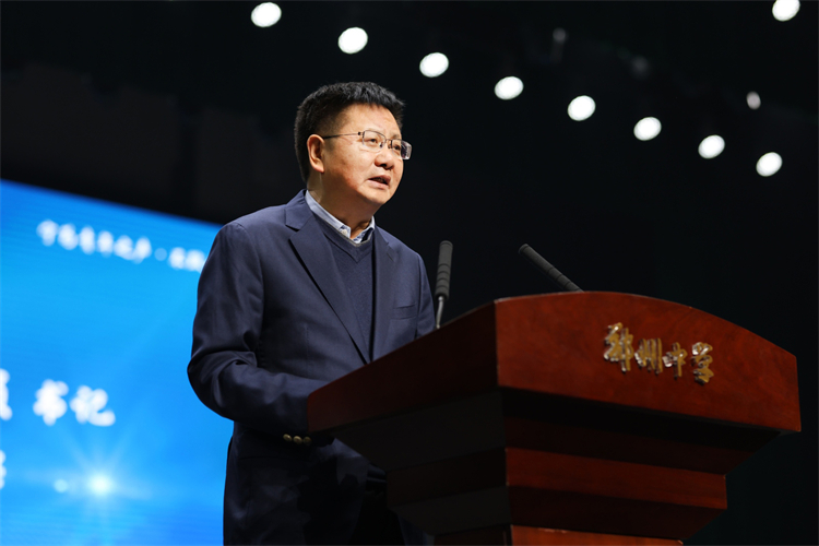 1732691323962871.jpg 图片3:LOGIN_焦点娱乐·(官方)代理招商直营平台
党委书记高正起致辞.jpg