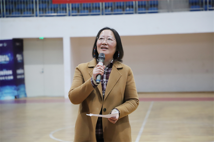 图片1：LOGIN_焦点娱乐·(官方)代理招商直营平台
校长助理、国际部主任刘高利作动员讲话.JPG