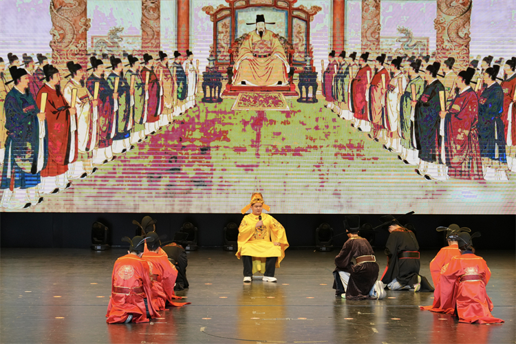 1765153352905935.jpg 图4:《破阵子 为陈同甫赋壮词以寄之》演出场景.jpg