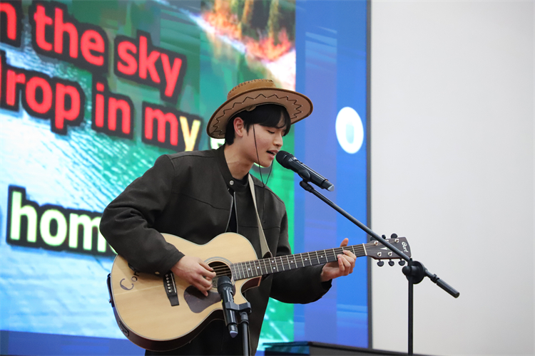 图片9：吴偿真《Take Me Home, Country Roads》.JPG