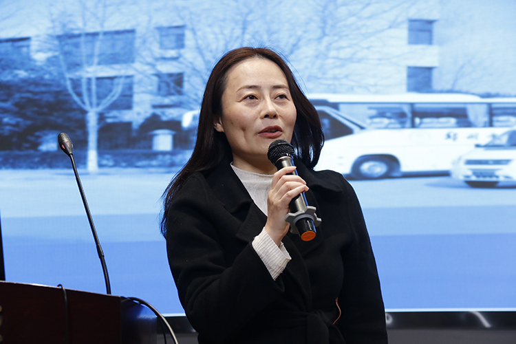 1768353868885981.jpg 图6:党委委员、副校长韩颖总结.JPG